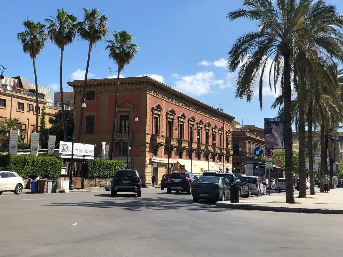 Residenze Chamur Via Volturno Palermo
